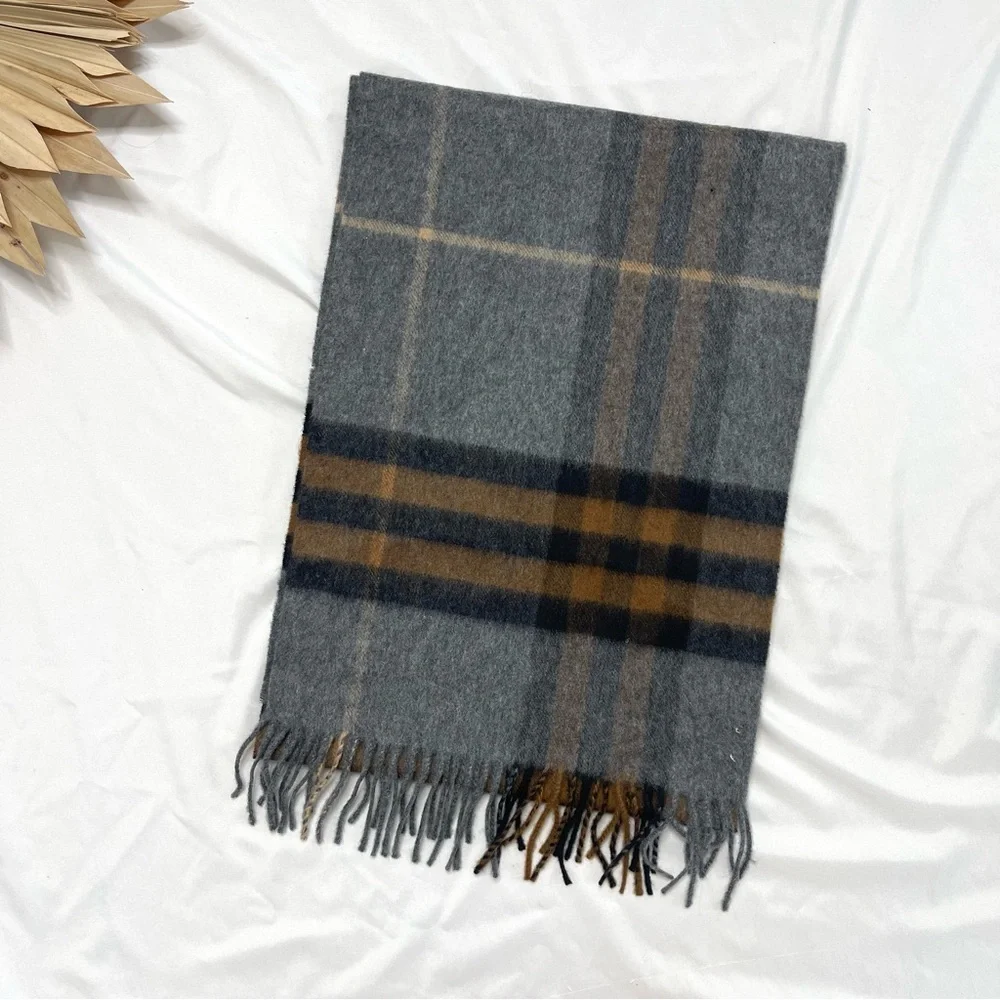 Burberry 100% Cashmere Grey Blue Plaid Nova Check Scotland Stripe Fringe Scarf